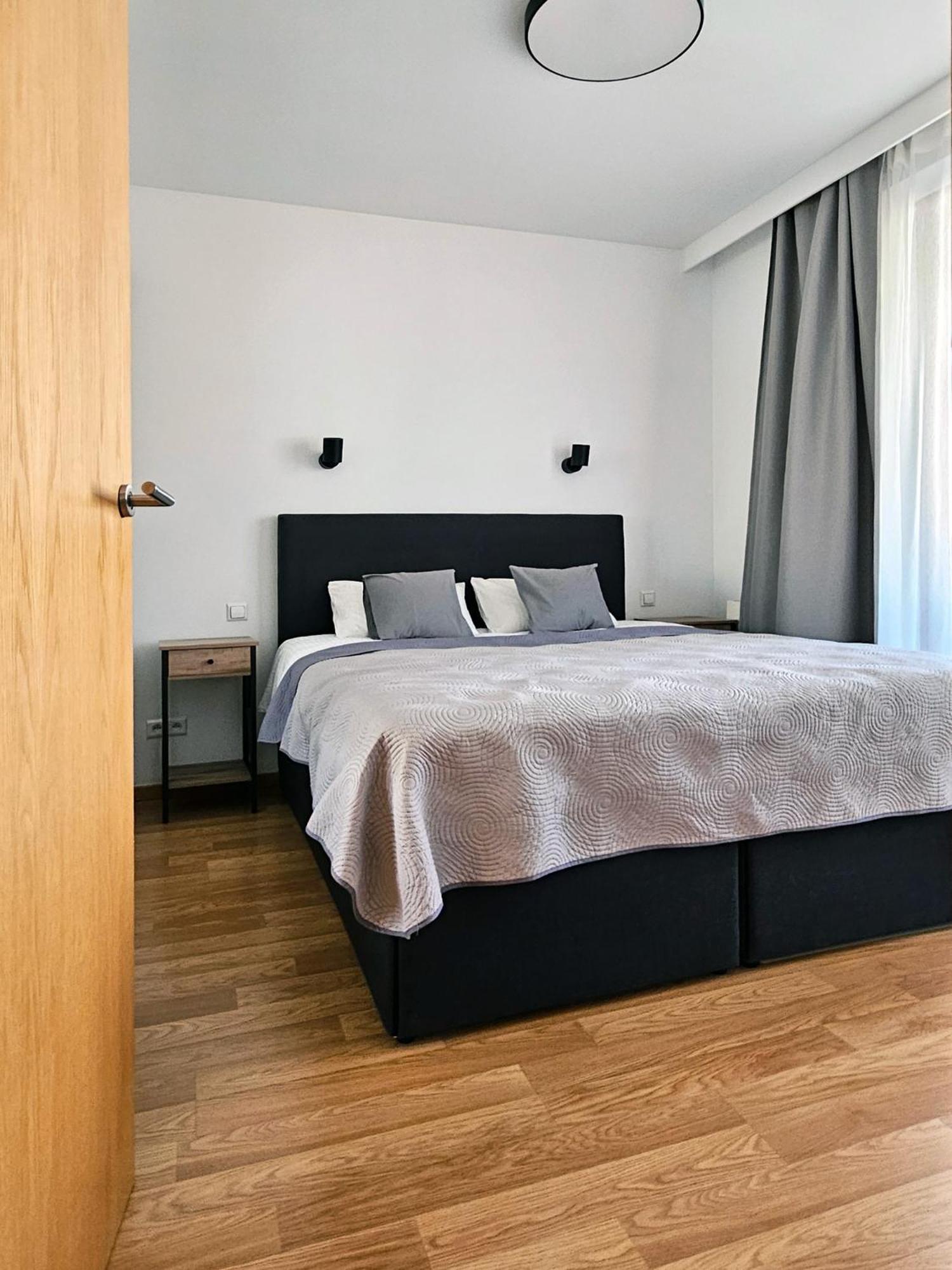 Old Town Plaza Apartment クラクフ エクステリア 写真